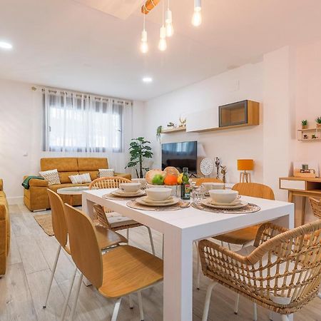 Family Suit Principal Encantos De Sevilla Экстерьер фото