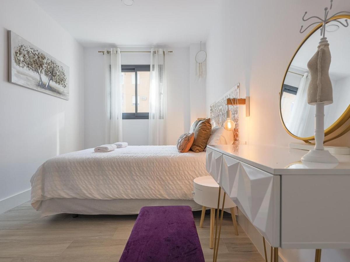 Family Suit Principal Encantos De Sevilla Экстерьер фото