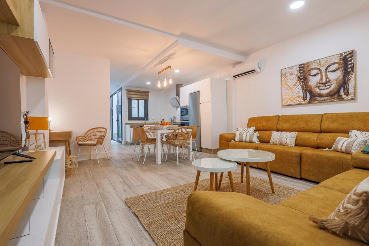 Family Suit Principal Encantos De Sevilla Экстерьер фото