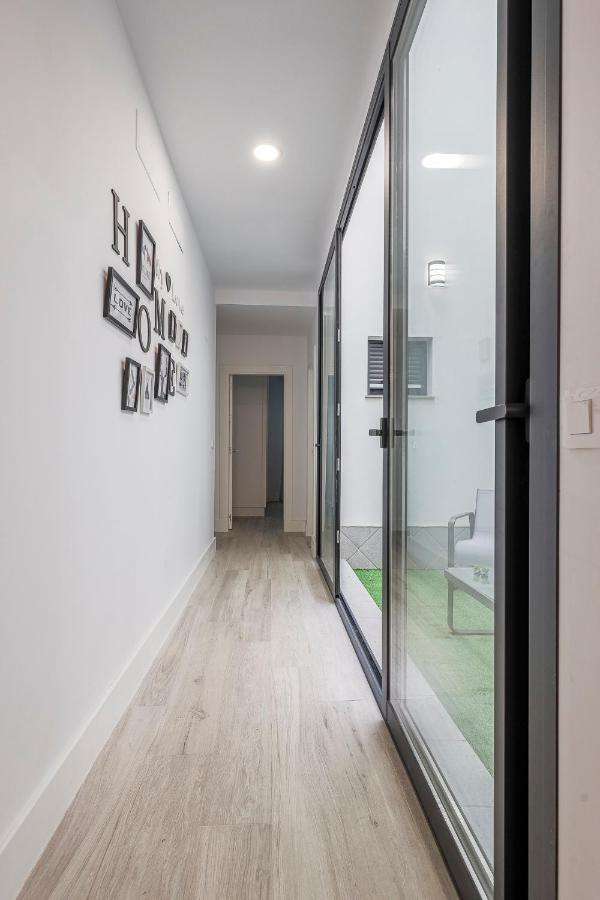 Family Suit Principal Encantos De Sevilla Экстерьер фото