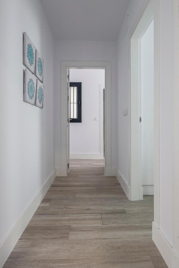 Family Suit Principal Encantos De Sevilla Экстерьер фото