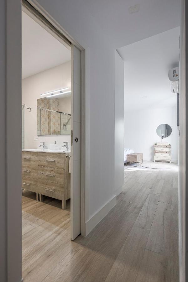 Family Suit Principal Encantos De Sevilla Экстерьер фото