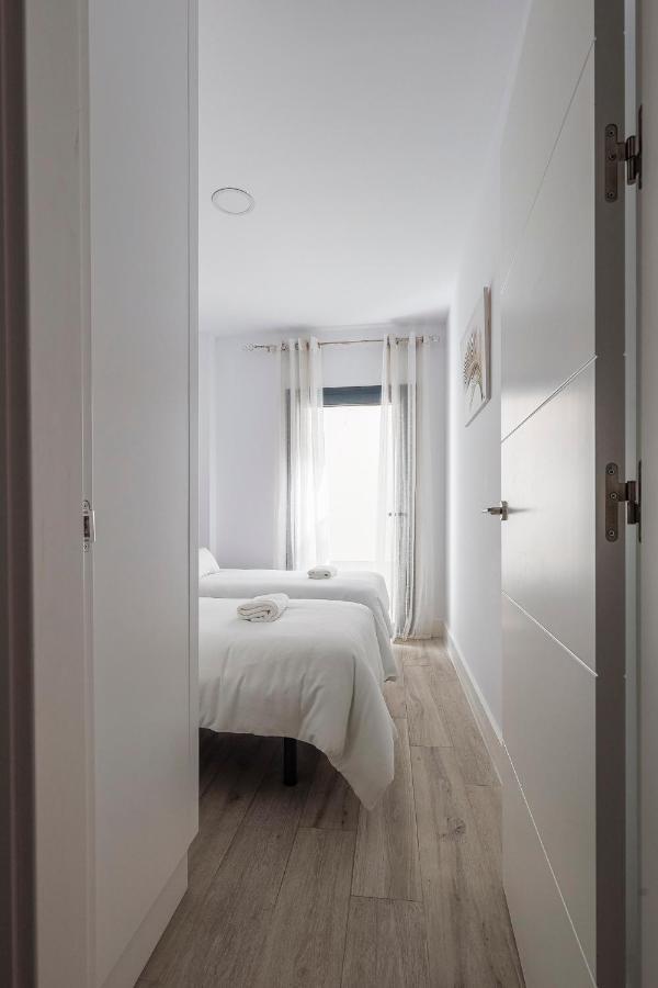 Family Suit Principal Encantos De Sevilla Экстерьер фото