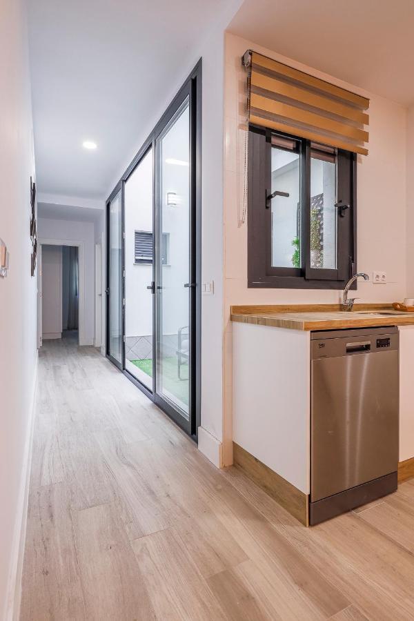 Family Suit Principal Encantos De Sevilla Экстерьер фото